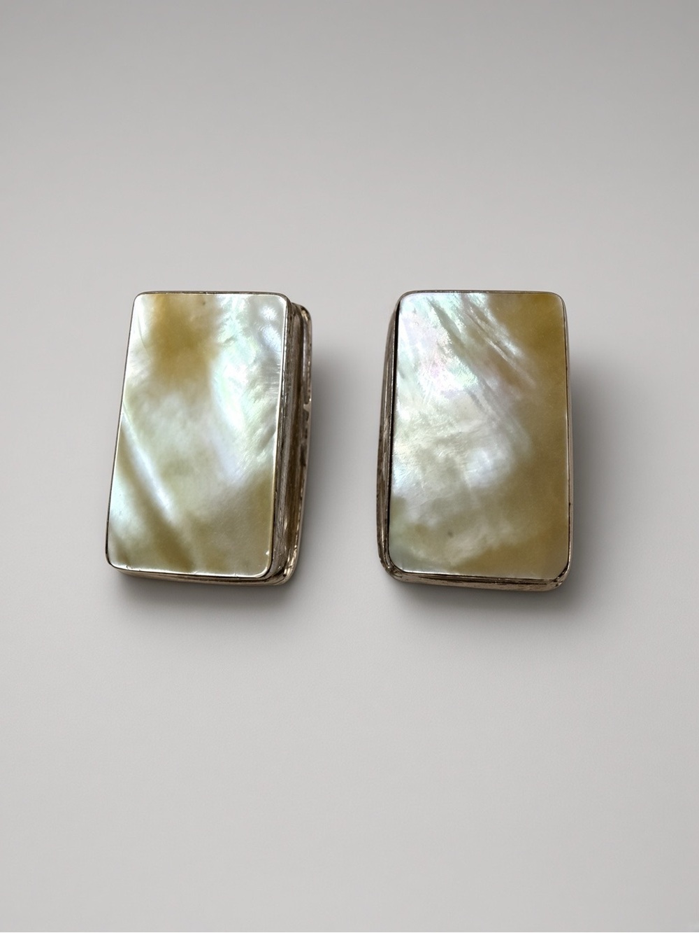 Vintage 925 Sterling Silver Mother of Pearl Rectangle Stud Earrings Unsigned